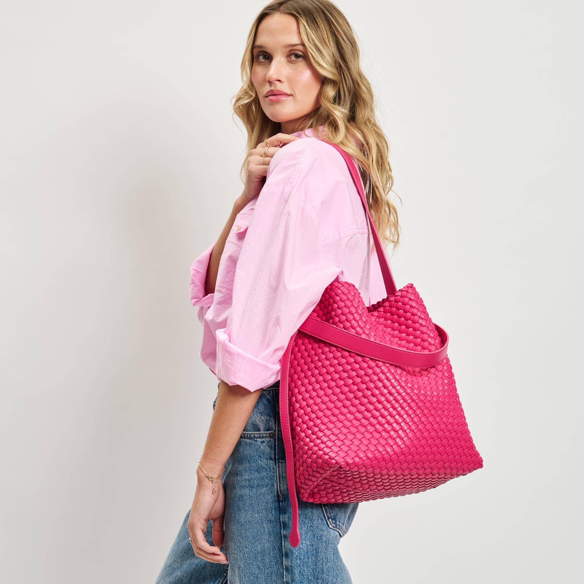 Edith Woven Hobo