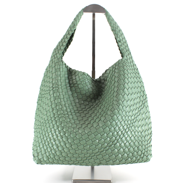 P23067 Woven Hobo Bag w/Cosmetic Pouch
